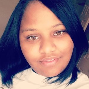 Meet your Posher, Lois